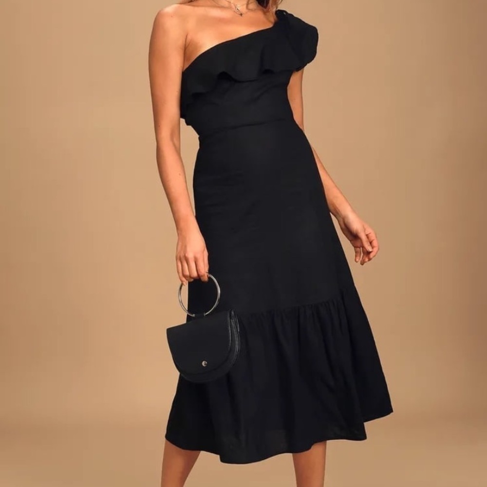 Lulu's Black One-Shoulder Ruffle Midi Dress